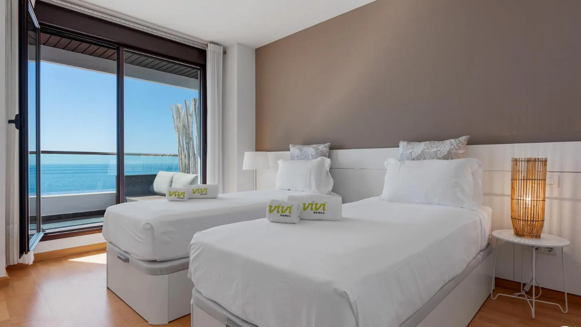 Apartmán Vivi Homes - Casa Skye Pool, Terrace & Sea View Estepona