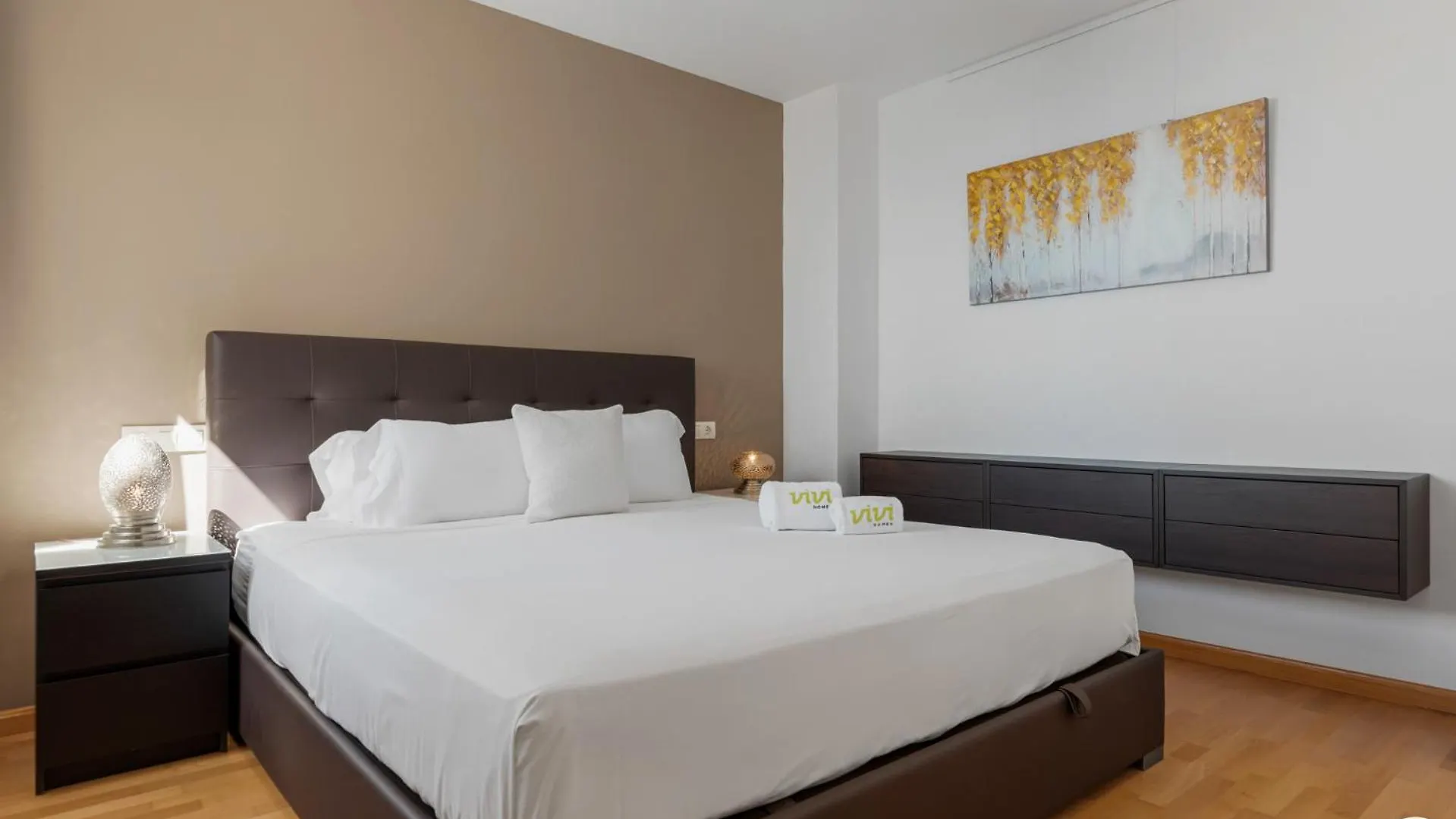 Vivi Homes - Casa Skye Pool, Terrace & Sea View Estepona Apartmán